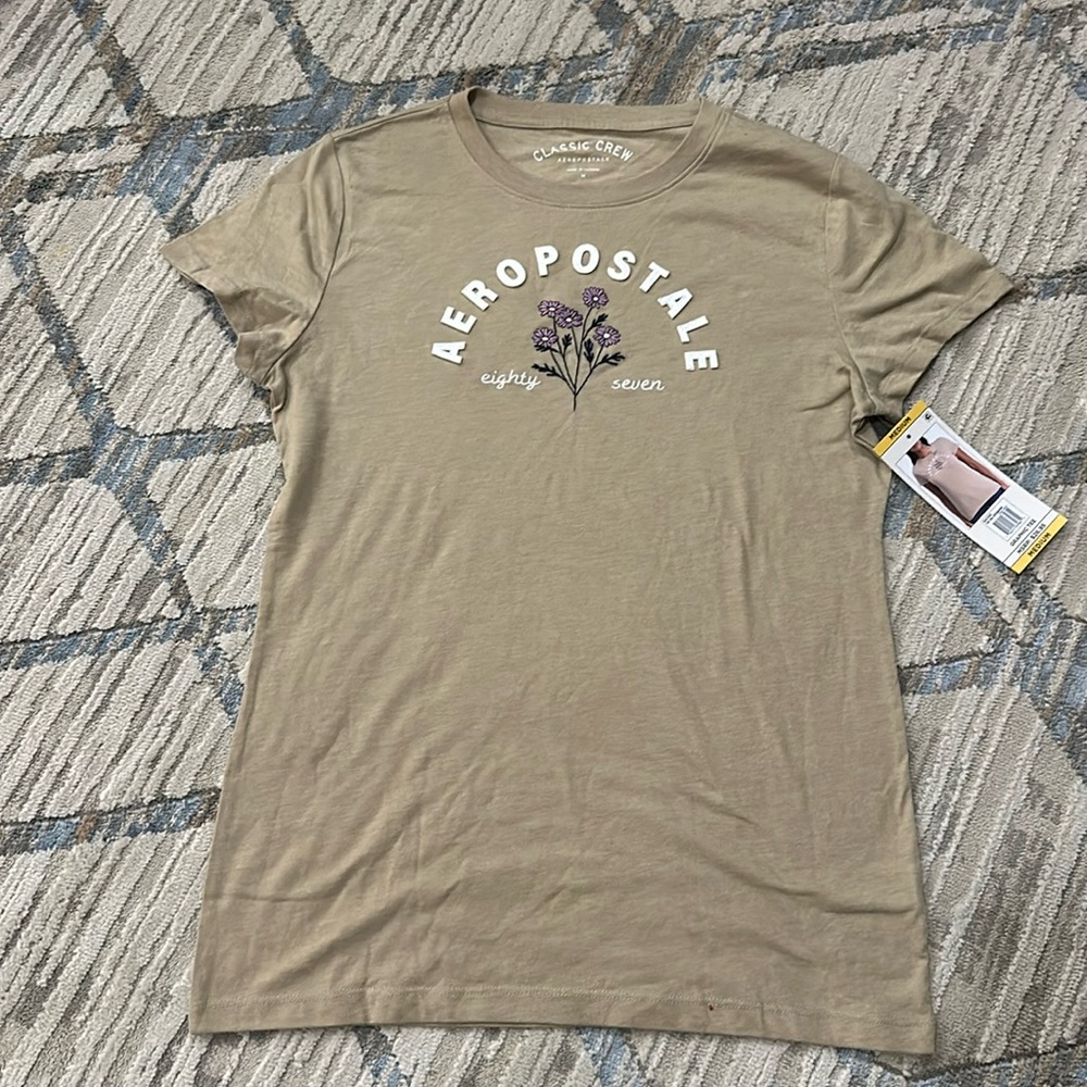 NWT • Aeropostale • Classic crew graphic tee